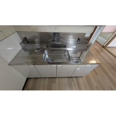 京福日之出マンションのキッチン