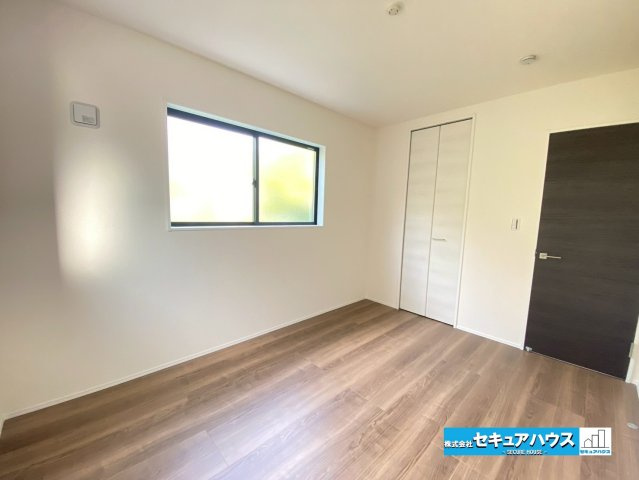 【今からご案内可能】刈谷市高須町坤　1棟の洋室|【洋室】
◆お子様のお部屋や主寝室、来客時の宿泊室、趣味のお部屋としてもご利用いただけます♪