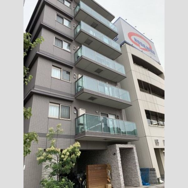 ラトレ白鳥　名古屋市賃貸　仲介手数料無料のエントランス