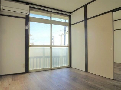 【洋室】 | 共栄ハウス