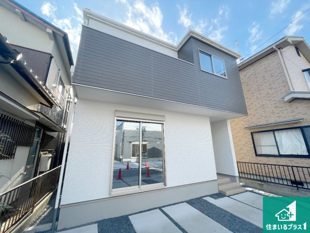 栗東市中沢　第3期　新築一戸建ての外観|安心の10年保証！外観を美しく保ち、雨水で汚れを落とします！気になることがありましたら、お気軽にお問い合わせください！