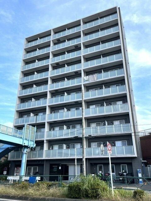 ＣＡＬＭ．ＫＯＩＷＡ　ＷＥＳＴの外観