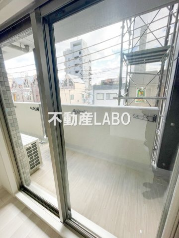 エスリードレジデンス大阪弁天町のバルコニー