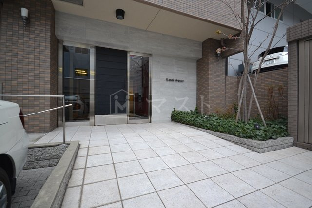 ラナップスクエア東天満のエントランス