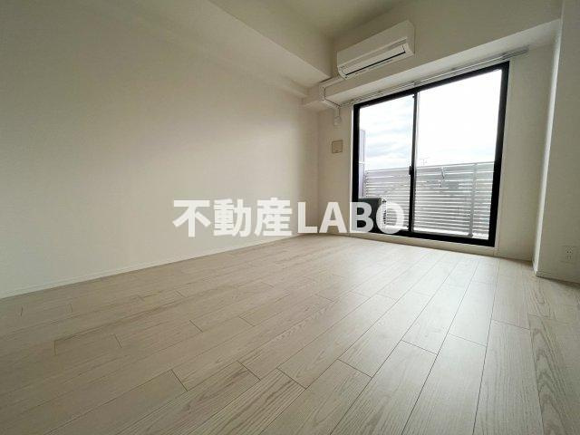 サムティ夕凪LUKSUSの居間・リビング