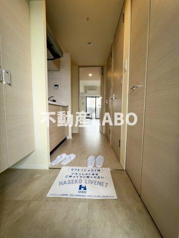 サムティ夕凪LUKSUSの玄関