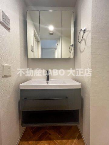 セレニテ阿波座ミラクの洗面所