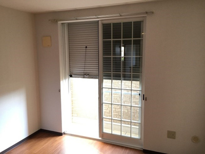 【内装】 | ソレアード | 明るい室内です