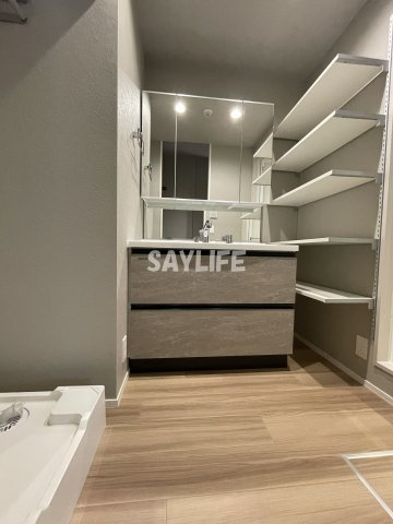 ＆　FUMINOSATOの洗面所