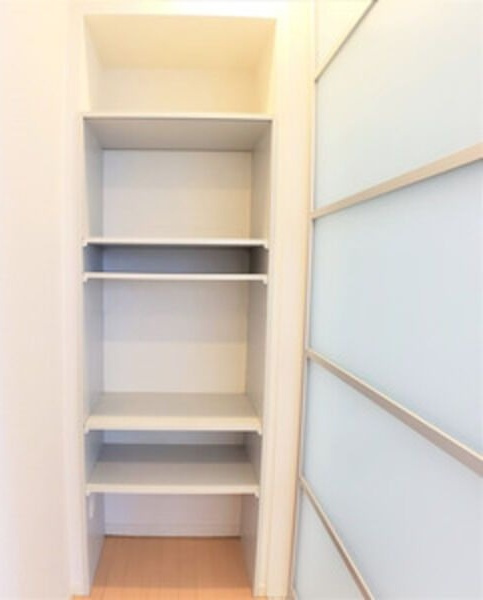 グランシャリオ栄の収納