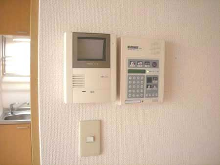 クレール琴山　B棟のセキュリティ