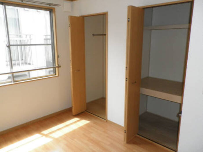 クレール琴山　B棟の収納