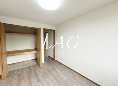 【寝室】 | ウエストヒルズＳＨＯＮＡＮⅡ | 寝室です。