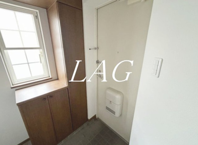 【玄関】 | ウエストヒルズＳＨＯＮＡＮⅡ | 玄関です。