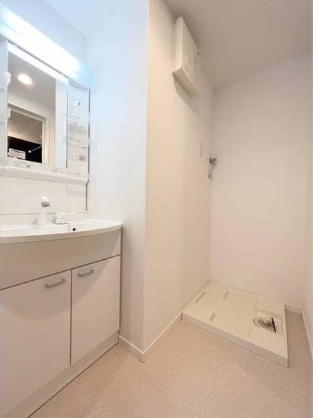 アルバーノ中村vermilionの洗面所