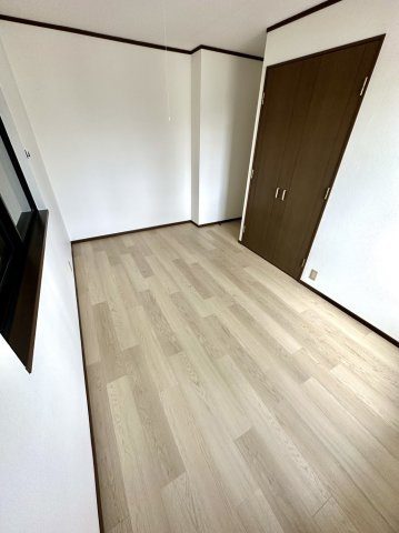 【洋室】 | 前橋市総社町貸家