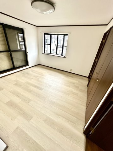 【洋室】 | 前橋市総社町貸家