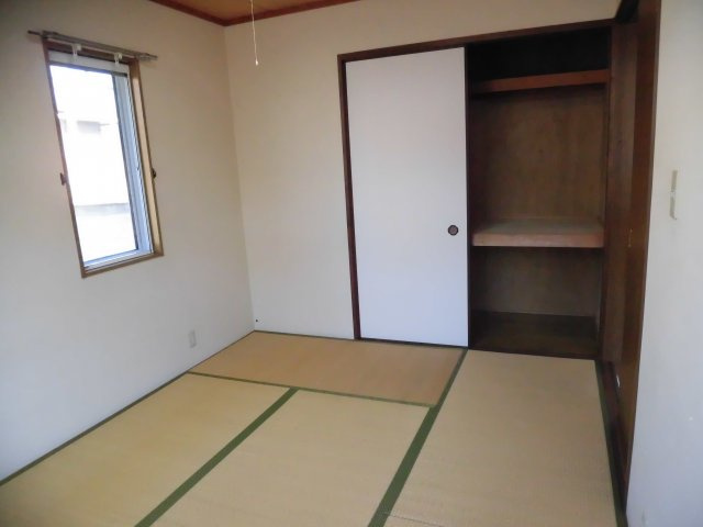カトレア城ケ丘の収納|和室6帖の収納