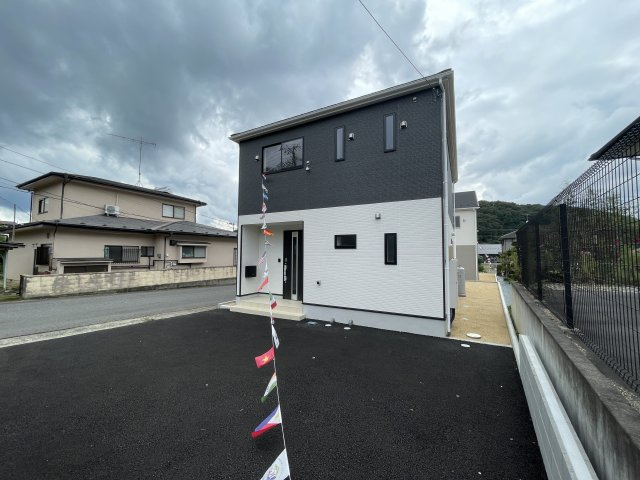 新築戸建・新築建売　白河市白坂大倉矢見【制震＋耐震】第五小・南中の駐車場