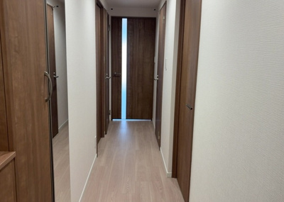 【内装】 | プレヴィオ橋本 | 内装はとにかくおしゃれなものがいい！と選ぶ前に、まず住んだ後のことを想像してみましょう。住んでみたらコンセントの位置が悪くて使いにくいなど出てきます。事前にどの家電をどこに置くか想定しておきましょう。