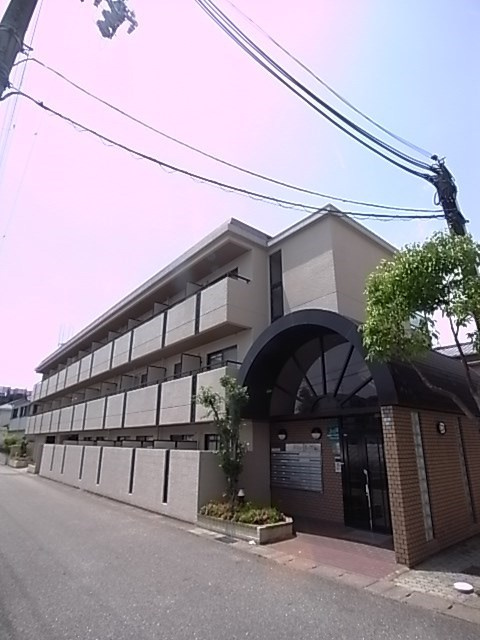 ドムール若山の外観