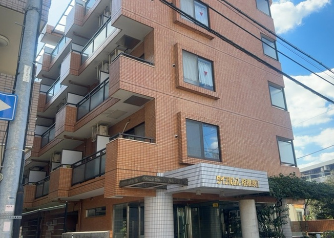 【外観】 | ダイアパレス相模原Ⅱ | マンションの駐輪場は、事前に空きがあるか確認を取ると安心です。せっかく入居したのに駐輪スペースがない！なんてことになったら大変ですよね。そこで、内見時や購入前にはまず事前に確認しておくと良いでしょう。