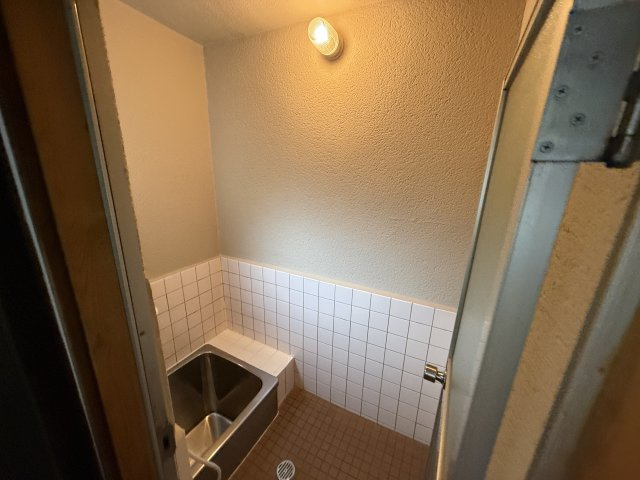 大黒町１丁目貸家の浴室