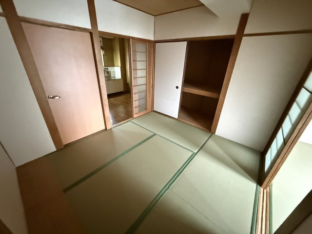 永田マンションの和室