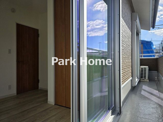 高知市福井町 -B号地- 新築戸建てのバルコニー