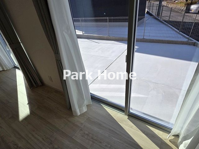 高知市福井町 -B号地- 新築戸建ての居間・リビング