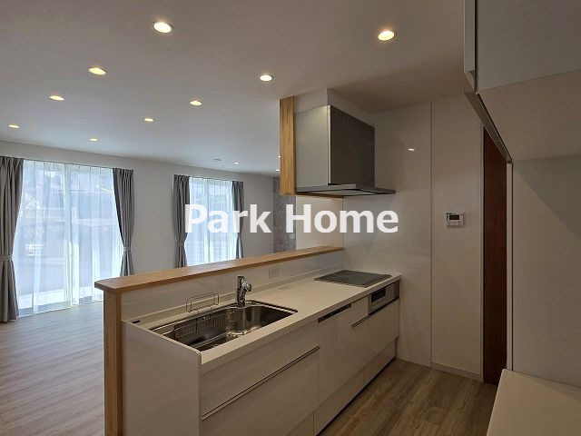 高知市福井町 -B号地- 新築戸建てのキッチン