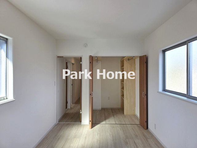 高知市福井町 -B号地- 新築戸建ての洋室|２F:7.5洋室+WIC