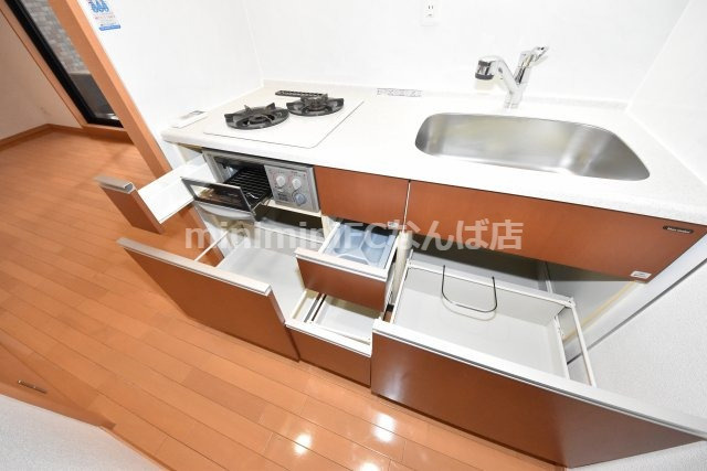 リーガル四ツ橋筋