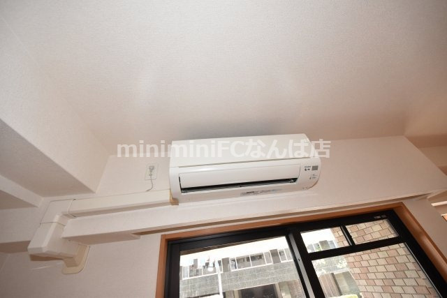 リーガル四ツ橋筋