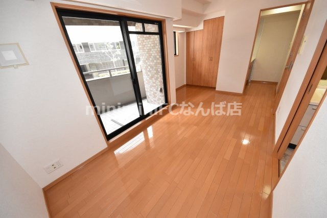 リーガル四ツ橋筋