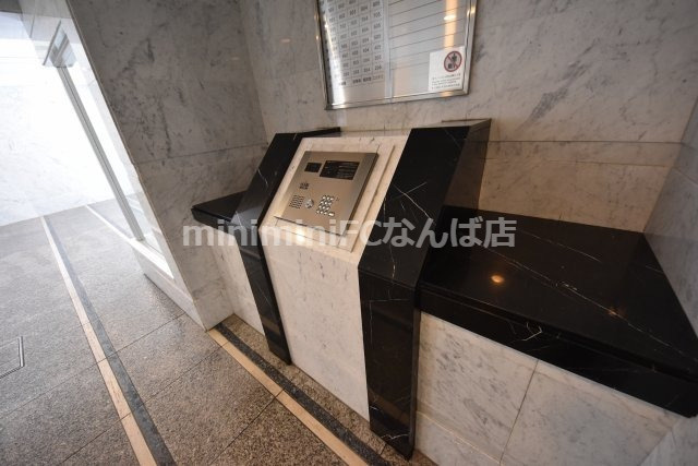 リーガル四ツ橋筋