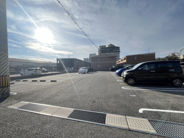 ベルクオーレの駐車場