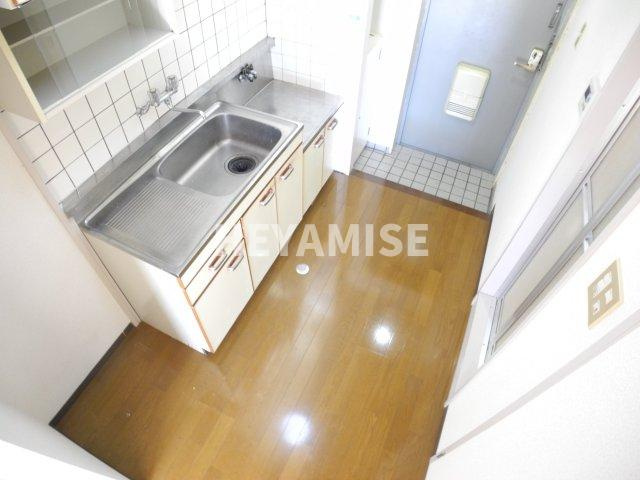 キャッスル東山手のキッチン|※同間取りの別の階のお部屋の画像です※現況を優先します