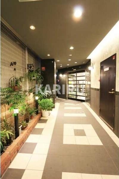 アクティコート京橋のロビー