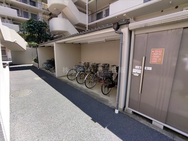 【駐輪場】の画像