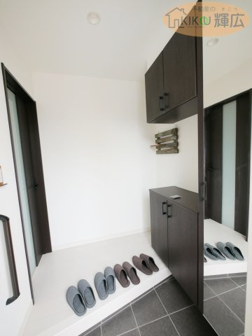 【玄関】 | 明石市魚住町清水　中古戸建