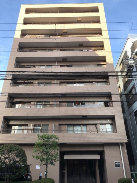 コスモ六角油小路の外観