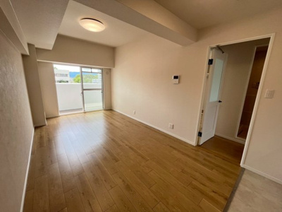 【居間・リビング】 | ステーションプラザ泉ヶ丘