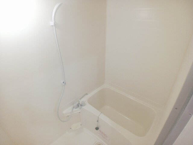 アネックス大平の浴室