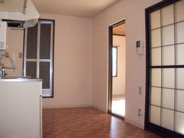 ファミール仁川Ⅰの居間・リビング