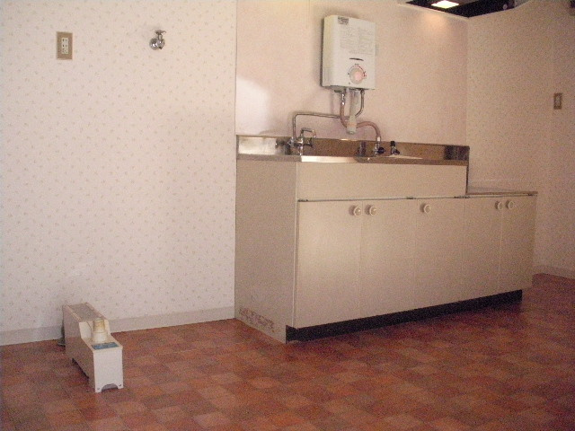 ファミール仁川Ⅰの居間・リビング