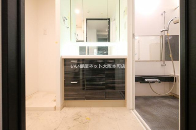 【独立洗面台】 | フローライト南森町