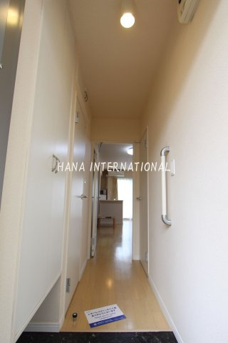 レオネクストシュエットフルールの玄関