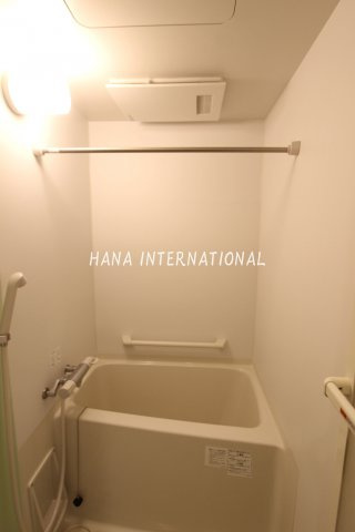 レオネクストシュエットフルールの浴室