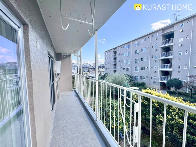 メゾン神足2号棟　2階のバルコニー